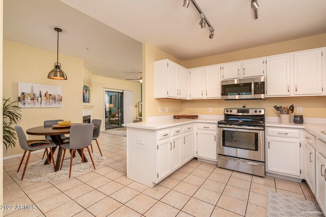 Photo - 15050 N Thompson Peak Pkwy Apartment Unit 1065