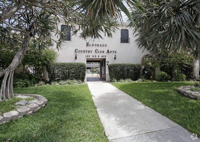 Photo - El Dorado Country Club Apartments