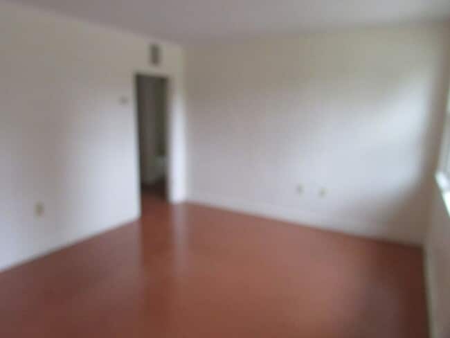 Photo - 643 Miller Rd Unidad B