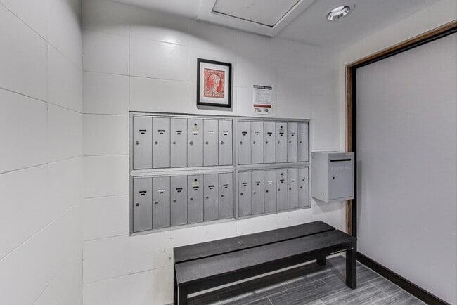 Photo - 1750 N Wells St Unit 202