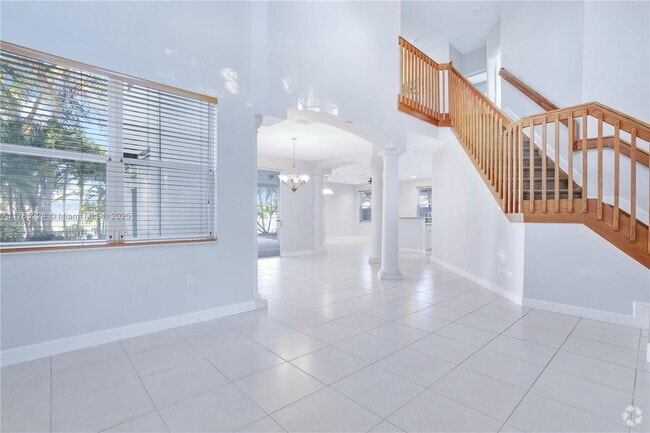 Building Photo - 6425 SW 164th Ave Rental
