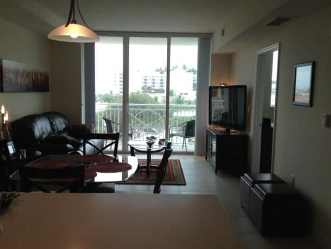 Photo - 480 Hibiscus St