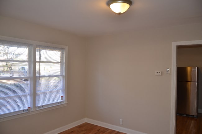 Photo - 3411 Lark Ln