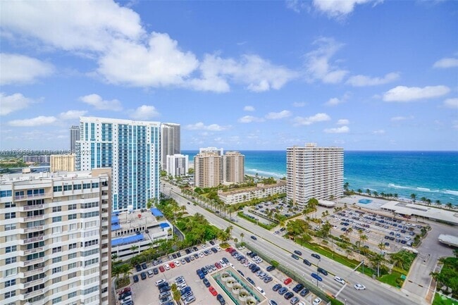 Building Photo - 1985 S Ocean Dr Unit PHD Rental