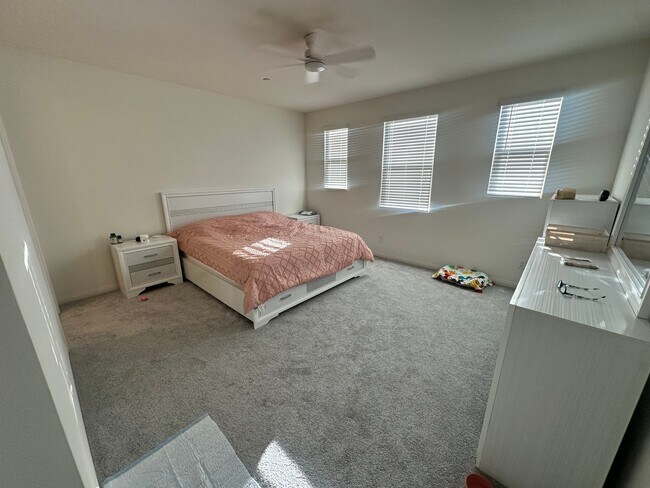 Photo - 171 Cinder Cone Ln
