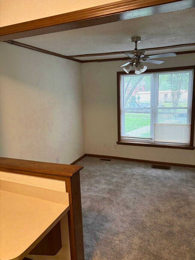 Photo - 608 Osage St Unit B