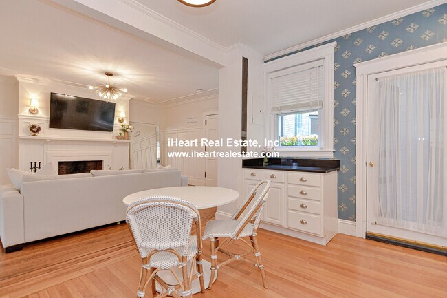 Photo - 345 Commonwealth Ave