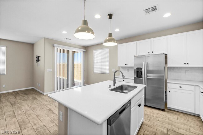 Photo - 10334 Apefly St