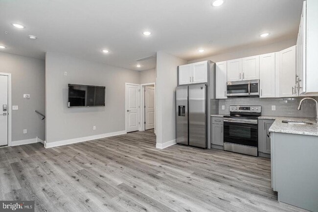 616 Union St Unit B