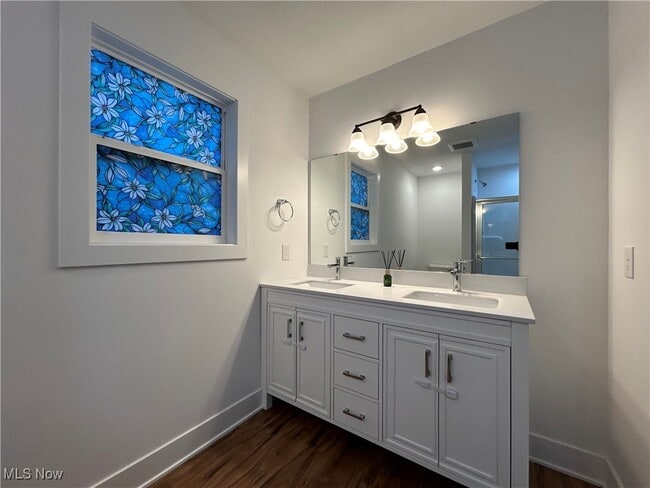 Photo - 1167 Iroquois Ave