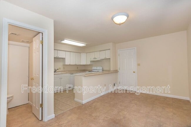 Photo - 9206 Hood Rd