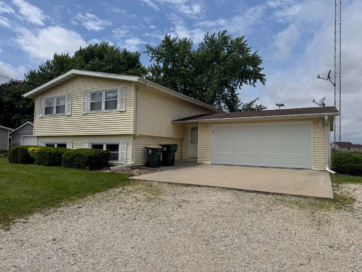 Photo - 3 bedrooms, 2 bathrooms, and a 2-car garage.