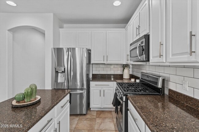 Photo - 17646 W Statler Dr