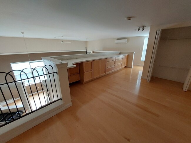 Photo - 145 Anderson St Unidad 1