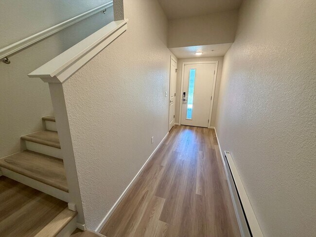 2120 Falling Leaf Dr Unit 3