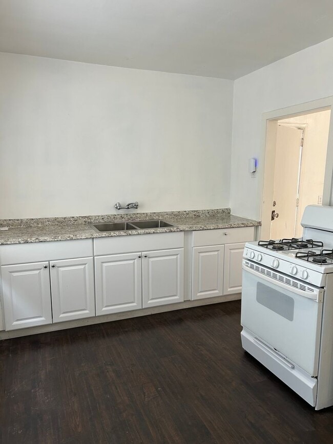 Photo - One Bedroom Near Downtown Hayward