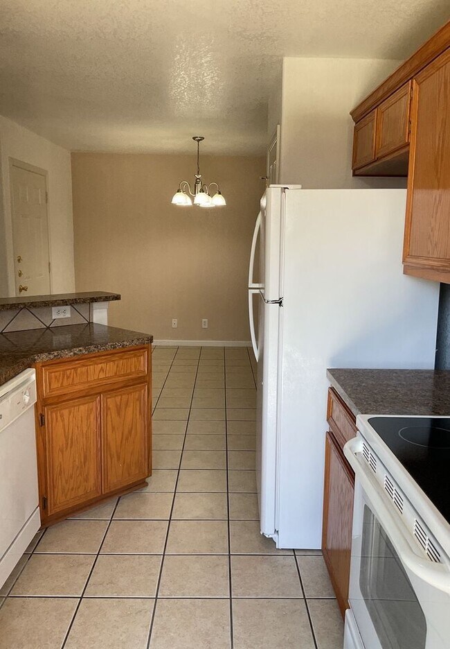 Photo - COMING SOON! Unidad 909 Yi Drive - B