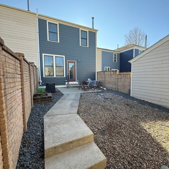 Photo - 3306 Domain St