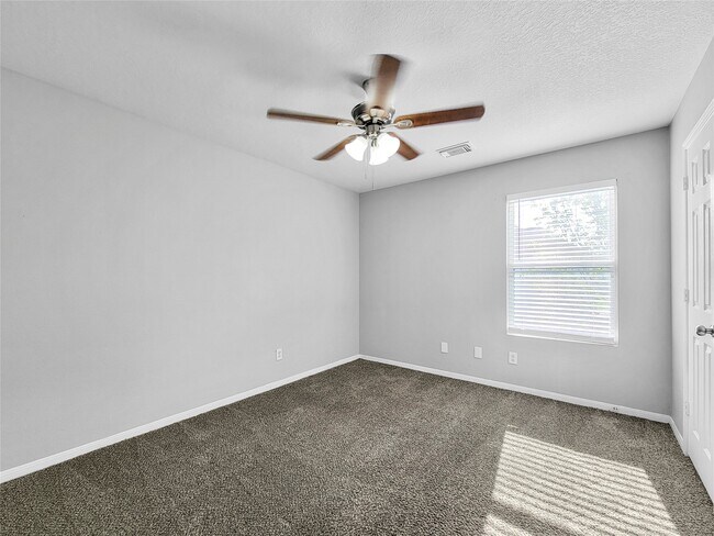 Photo - 20911 Foxwood Glen Ln