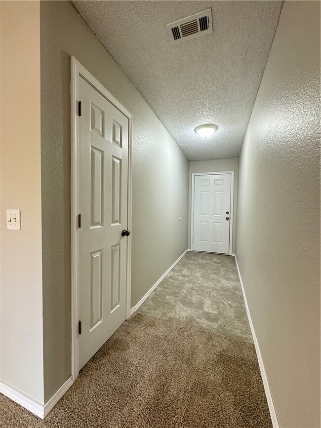 3080 Mica St