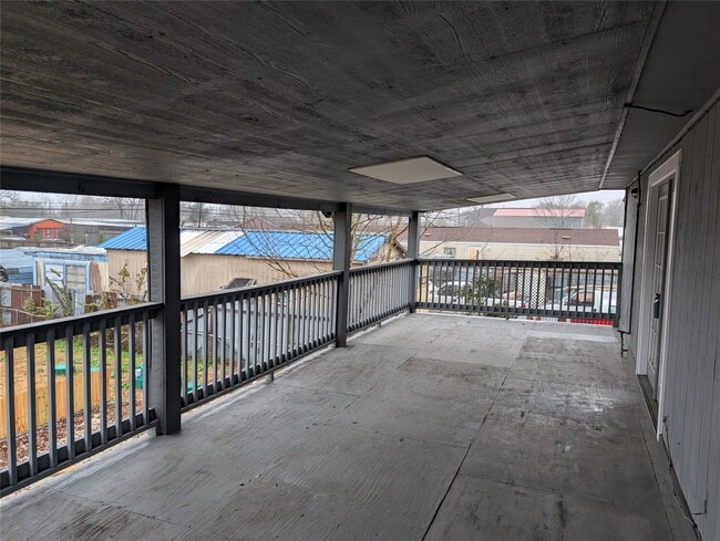 Photo - 2513 Kowis St