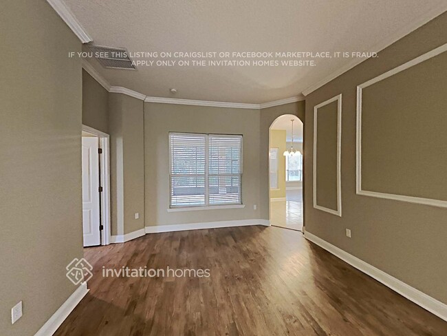 Photo - 2929 Oakgrove Ave