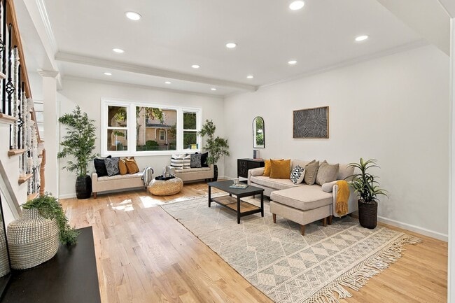 314 Elmwood Ave