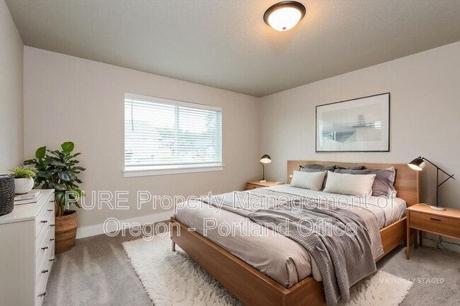 Photo - 1801 NE Robert Rd