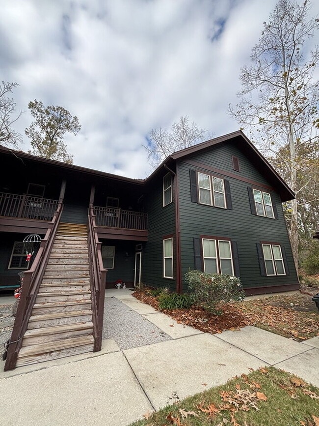 Building Photo - 5565 Colonial Chatsworth Cir Unit 5565