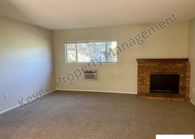 Photo - 1024 E Swallow Rd Unidad C321