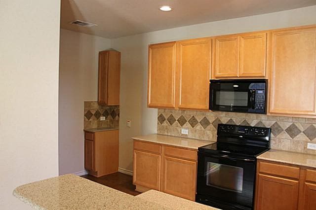 Photo - 6325 Cedar Falls Dr