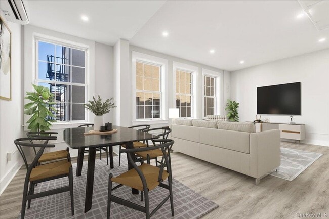 Photo - 49 Beekman Ave Unit 2