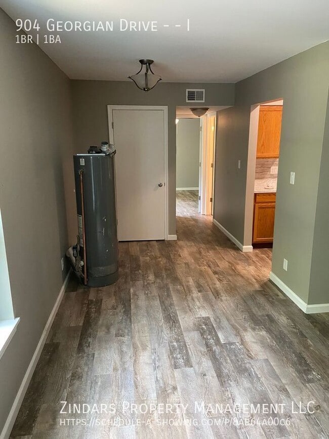 Photo - 904 Georgian Dr Unit I