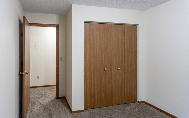 Norway Pines Apartments