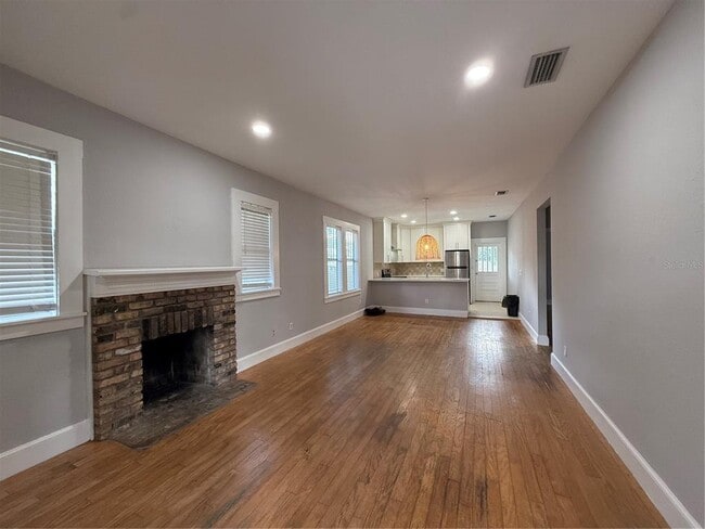 Photo - 307 W Crest Ave
