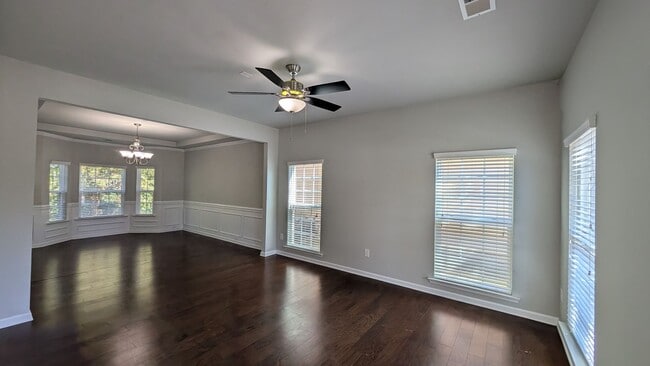 Photo - Stunning 7 Bedroom House with a Loft and Updated Kitchen in Harrisburg