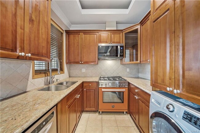 Photo - 216 N Buena Vista St Casa