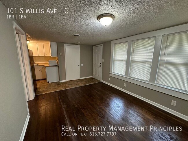 Photo - Cozy 1 Bedroom, 1 Bathroom Apartment in th... Unit C