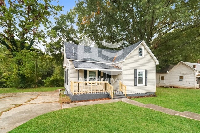 Photo - 306 Sycamore St