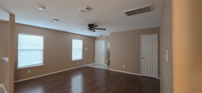 4302 Pecos River Dr