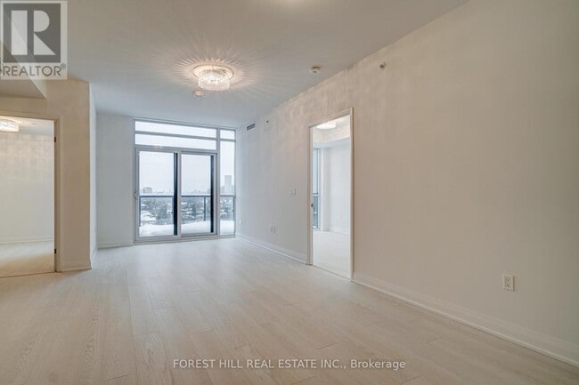 Photo - 10 Gibbs Rd Unité 1008