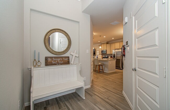 Photo - 5543 Evanston Ln