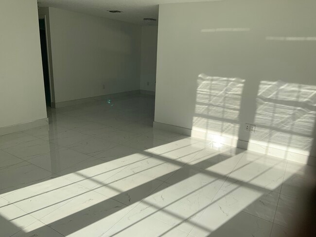 Photo - 341 Minneola Dr