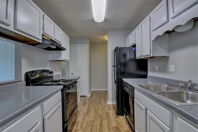 Photo - Westbury Park Apartments