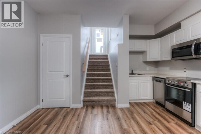 Photo - 45 Heiman St Unité A