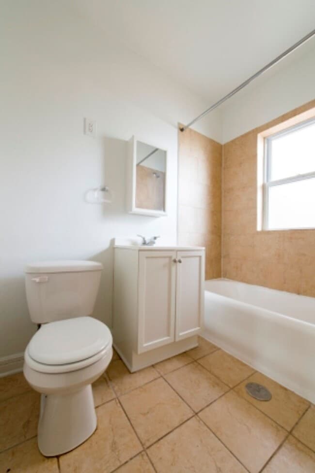 Photo - 7354-58 S Dorchester Ave 1348-52 E 74th Chicago, IL 60619