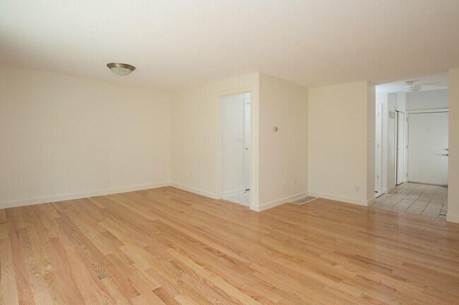 Living room - Hawthorne Village