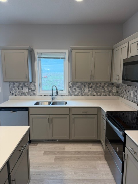 Photo - 1749 Ashwood Ave