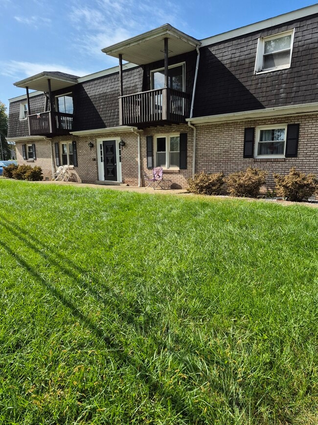 Photo - 301 Lee Rd Unit 3