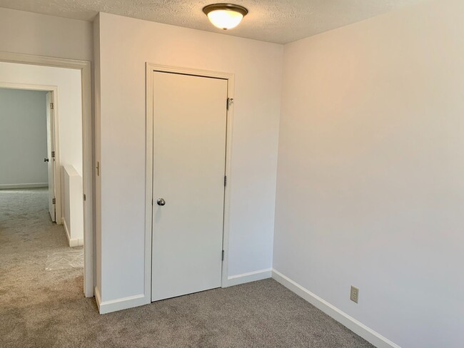 Photo - Amazing Townhome at a great price!